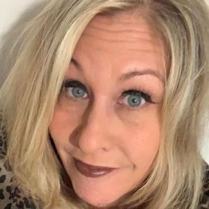 Meet your Posher, Deanna